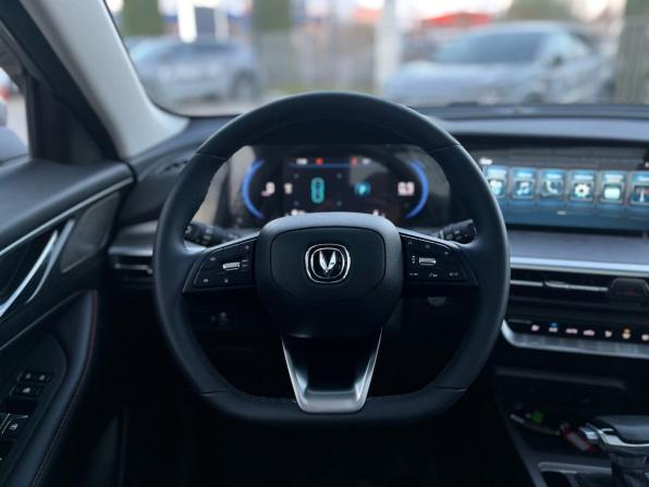Changan CS35 Plus I Рестайлинг с пробегом 2024 года, цена 1 870 000 рублей, 13987 км, внедорожник, Автокод Объявления