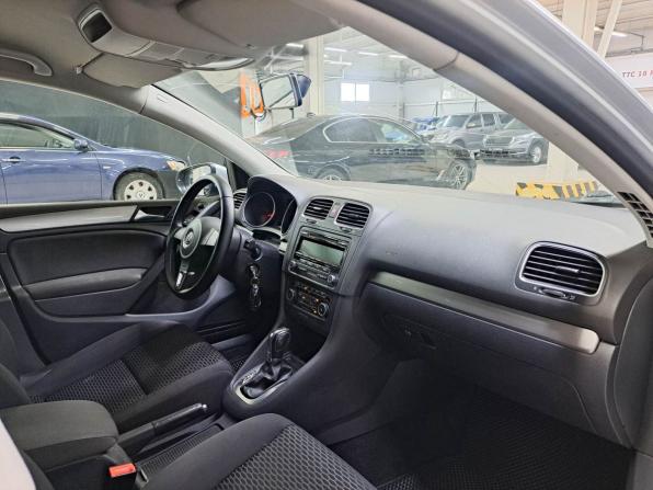 Volkswagen Golf VI с пробегом 2012 года, цена 739 000 рублей, 202627 км, хэтчбек, Автокод Объявления
