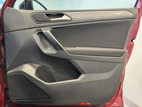 Volkswagen Tiguan II с пробегом 2020 года, цена 2 490 000 рублей, 98776 км, внедорожник, Автокод Объявления