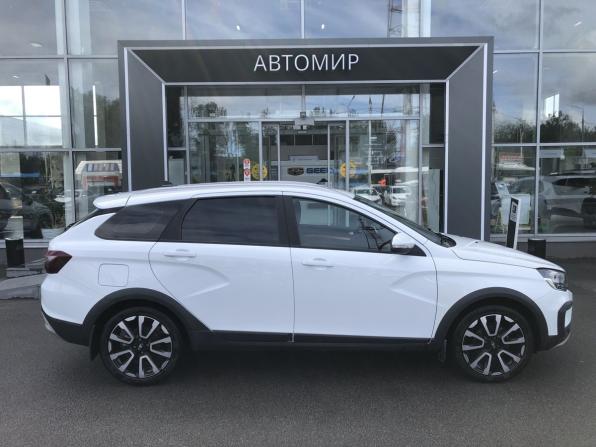 Lada (ВАЗ) Vesta I Рестайлинг (NG) с пробегом 2025 года, цена 1 453 500 рублей, 31688 км, универсал, Автокод Объявления