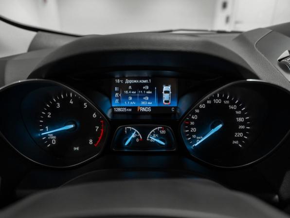 Ford Kuga II Рестайлинг с пробегом 2018 года, цена 1 595 000 рублей, 128025 км, внедорожник, Автокод Объявления