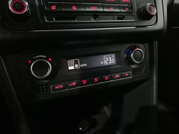 Volkswagen Polo V с пробегом 2013 года, цена 715 000 рублей, 214782 км, седан, Автокод Объявления