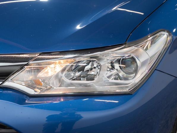 Toyota Corolla XI (E160 E170 E180) Рестайлинг 1 с пробегом 2017 года, цена 1 243 000 рублей, 116822 км, универсал, Автокод Объявления