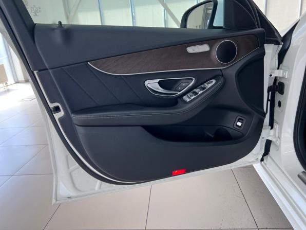 Mercedes-Benz C-Класс IV (W205) с пробегом 2018 года, цена 2 450 000 рублей, 130800 км, седан, Автокод Объявления
