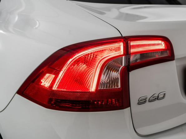 Volvo S60 II Рестайлинг с пробегом 2015 года, цена 1 250 000 рублей, 78800 км, седан, Автокод Объявления