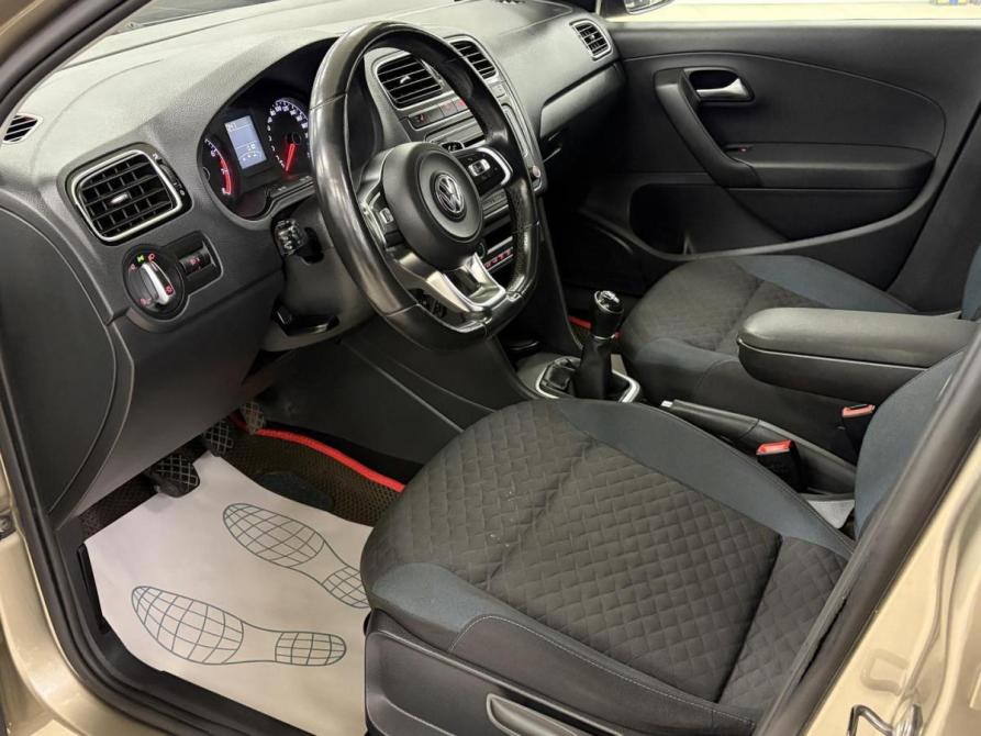 Volkswagen Polo V Рестайлинг Москва  - изображение 6