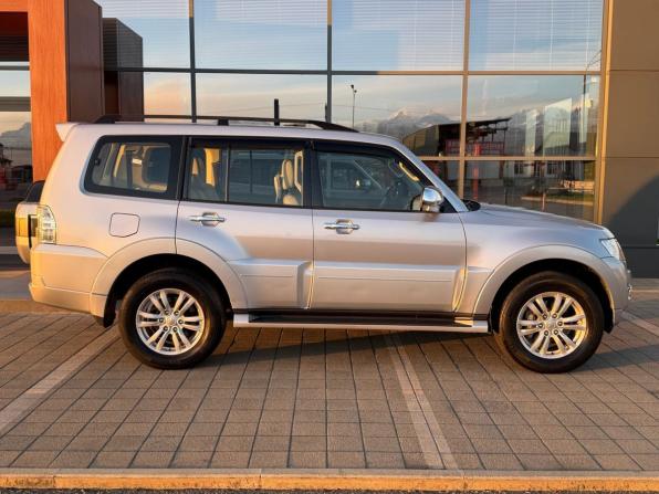 Mitsubishi Pajero IV Рестайлинг 2 с пробегом 2017 года, цена 3 750 000 рублей, 45767 км, внедорожник, Автокод Объявления