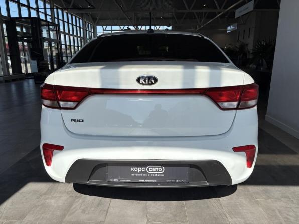 Kia Rio IV с пробегом 2018 года, цена 1 049 000 рублей, 109549 км, седан, Автокод Объявления