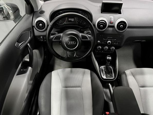 Audi A1 I (8X) с пробегом 2011 года, цена 845 000 рублей, 162347 км, хэтчбек, Автокод Объявления