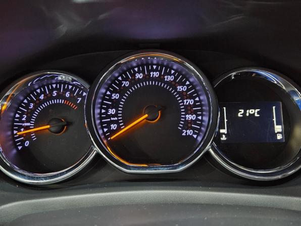 Renault Sandero II Рестайлинг с пробегом 2022 года, цена 1 345 000 рублей, 72236 км, хэтчбек, Автокод Объявления