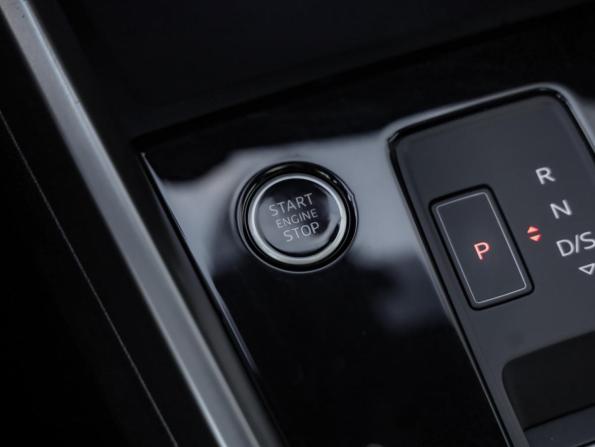 Audi A3 IV (8Y) с пробегом 2021 года, цена 3 099 000 рублей, 27915 км, седан, Автокод Объявления