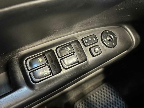 Hyundai Sonata V (NF) с пробегом 2006 года, цена 340 000 рублей, 383052 км, седан, Автокод Объявления