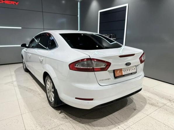 Ford Mondeo IV Рестайлинг с пробегом 2012 года, цена 850 000 рублей, 200000 км, седан, Автокод Объявления
