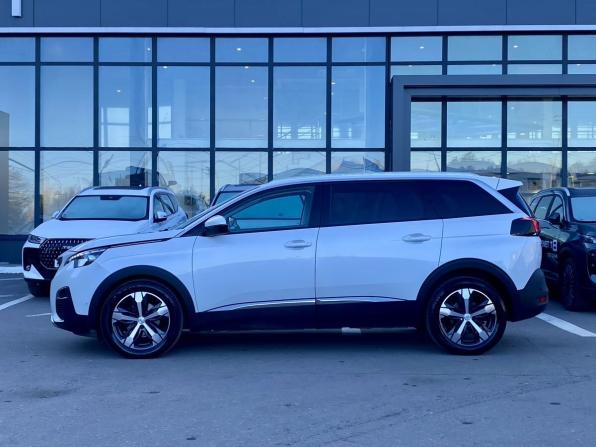Peugeot 5008 II с пробегом 2018 года, цена 1 649 000 рублей, 193223 км, внедорожник, Автокод Объявления