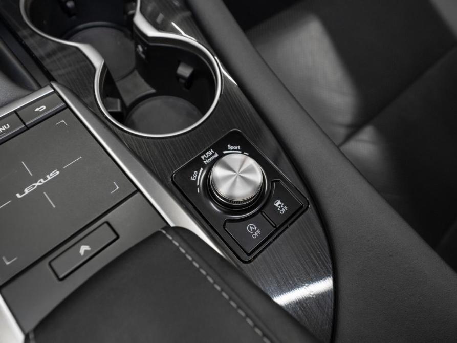Lexus RX IV Рестайлинг Москва  - изображение 22