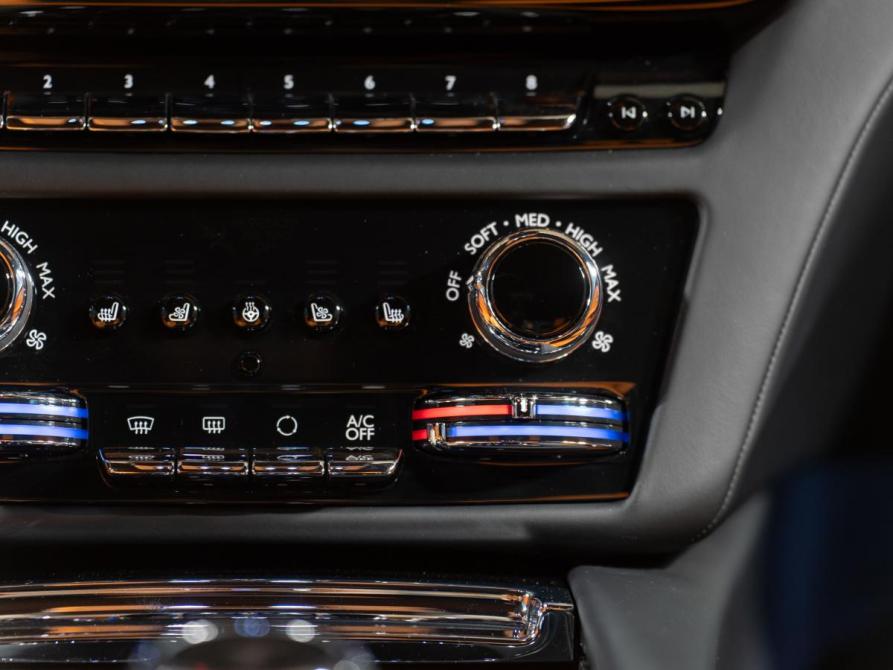 Rolls-Royce Spectre Москва  - изображение 28
