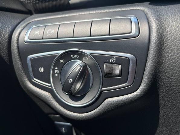 Mercedes-Benz V-Класс III (W447) с пробегом 2018 года, цена 3 999 900 рублей, 319000 км, минивэн, Автокод Объявления