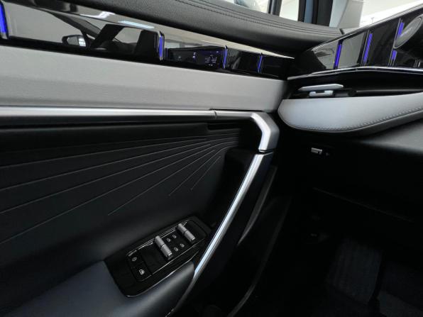 Geely Atlas II с пробегом 2024 года, цена 2 825 000 рублей, 31681 км, внедорожник, Автокод Объявления