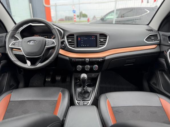 Lada (ВАЗ) Vesta I Рестайлинг (NG) с пробегом 2023 года, цена 1 299 000 рублей, 46700 км, седан, Автокод Объявления