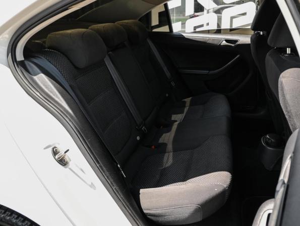 Volkswagen Jetta VI Рестайлинг с пробегом 2014 года, цена 1 040 000 рублей, 184500 км, седан, Автокод Объявления