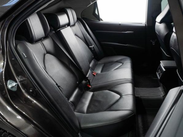 Toyota Camry VIII (XV70) Рестайлинг с пробегом 2021 года, цена 3 700 000 рублей, 45683 км, седан, Автокод Объявления