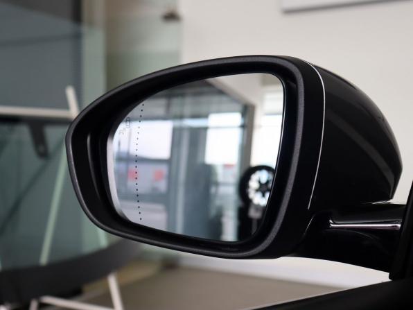Renault Talisman I с пробегом 2018 года, цена 1 980 000 рублей, 192322 км, седан, Автокод Объявления