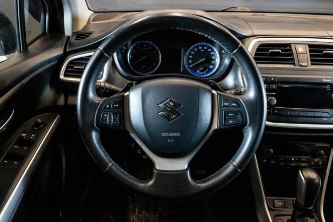 Suzuki SX4 II (S-Cross) с пробегом 2014 года, цена 1 099 000 рублей, 99349 км, хэтчбек, Автокод Объявления