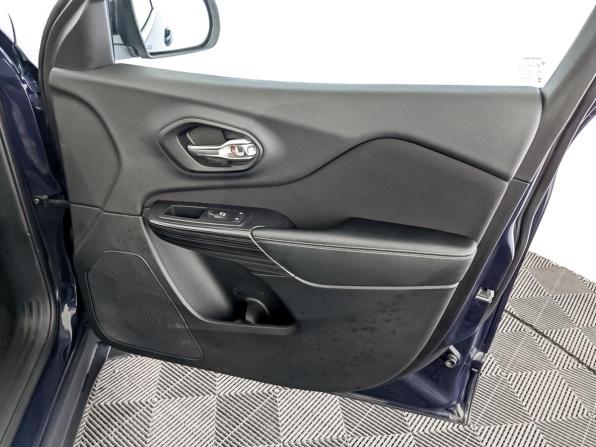 Jeep Cherokee V (KL) с пробегом 2014 года, цена 1 925 000 рублей, 71060 км, внедорожник, Автокод Объявления