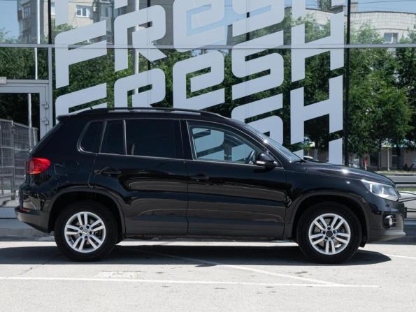 Volkswagen Tiguan I Рестайлинг с пробегом 2014 года, цена 1 279 000 рублей, 216077 км, внедорожник, Автокод Объявления