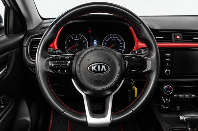 Kia Rio IV Рестайлинг с пробегом 2021 года, цена 1 829 000 рублей, 78000 км, седан, Автокод Объявления