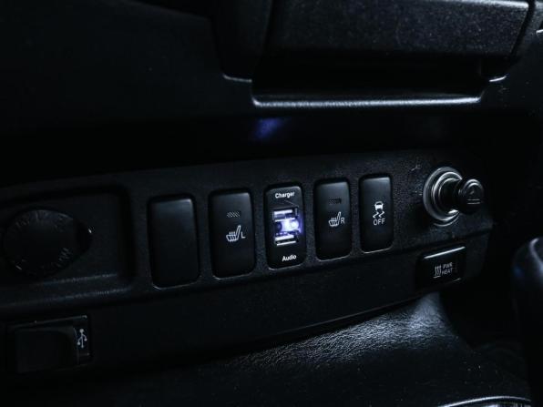 Toyota Hilux VII Рестайлинг с пробегом 2015 года, цена 2 599 000 рублей, 230227 км, offers.body_type.unknown, Автокод Объявления