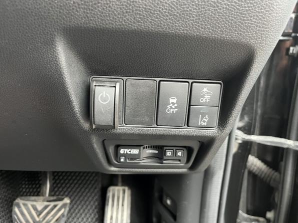 Honda Stepwgn V Рестайлинг с пробегом 2020 года, цена 2 299 000 рублей, 124831 км, минивэн, Автокод Объявления