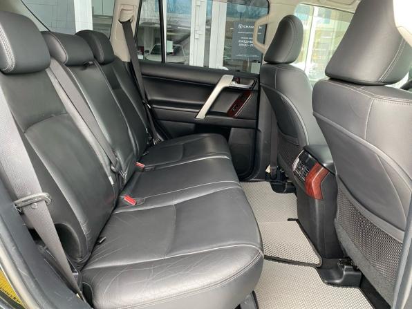 Toyota Land Cruiser Prado 150 Series Рестайлинг 1 с пробегом 2014 года, цена 3 179 000 рублей, 296000 км, внедорожник, Автокод Объявления