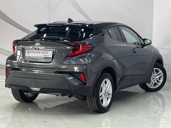 Новый Toyota C-HR I Рестайлинг 2022 года, цена 2 800 000 рублей, внедорожник, Автокод Объявления