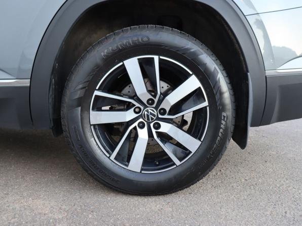 Volkswagen Teramont I Рестайлинг с пробегом 2021 года, цена 4 199 000 рублей, 80233 км, внедорожник, Автокод Объявления