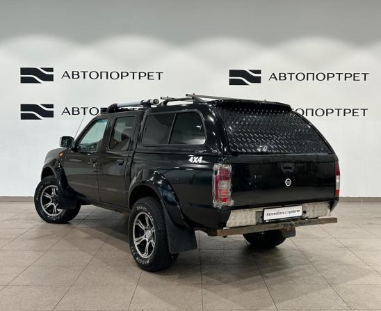 Nissan NP300 с пробегом 2010 года, цена 699 000 рублей, 212306 км, пикап, Автокод Объявления