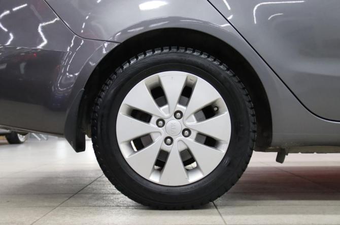 Kia Rio III Рестайлинг с пробегом 2015 года, цена 895 850 рублей, 149444 км, седан, Автокод Объявления