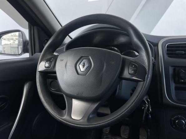 Renault Sandero II с пробегом 2017 года, цена 698 000 рублей, 238523 км, хэтчбек, Автокод Объявления