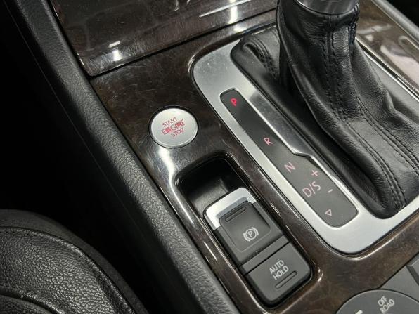 Volkswagen Touareg II с пробегом 2014 года, цена 2 199 000 рублей, 280512 км, внедорожник, Автокод Объявления