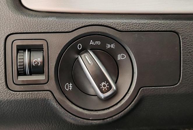 Volkswagen Passat B7 с пробегом 2011 года, цена 930 000 рублей, 179135 км, седан, Автокод Объявления