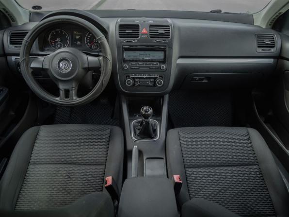 Volkswagen Jetta V с пробегом 2010 года, цена 670 000 рублей, 136000 км, седан, Автокод Объявления