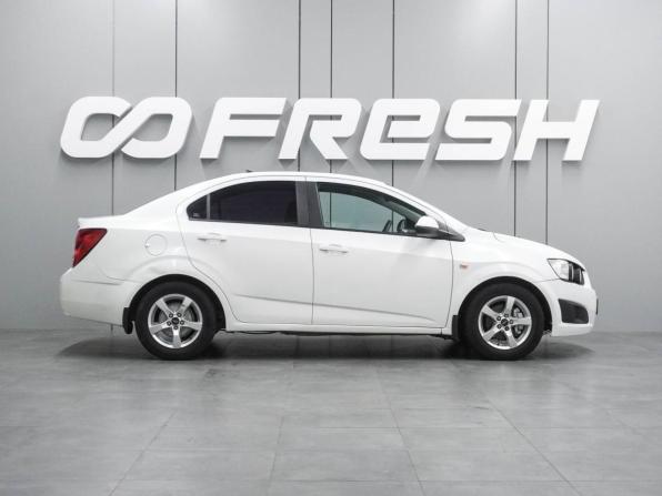 Chevrolet Aveo II с пробегом 2015 года, цена 669 000 рублей, 166597 км, седан, Автокод Объявления