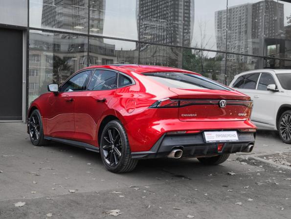 Changan UNI-V I с пробегом 2024 года, цена 2 230 000 рублей, 40900 км, лифтбек, Автокод Объявления