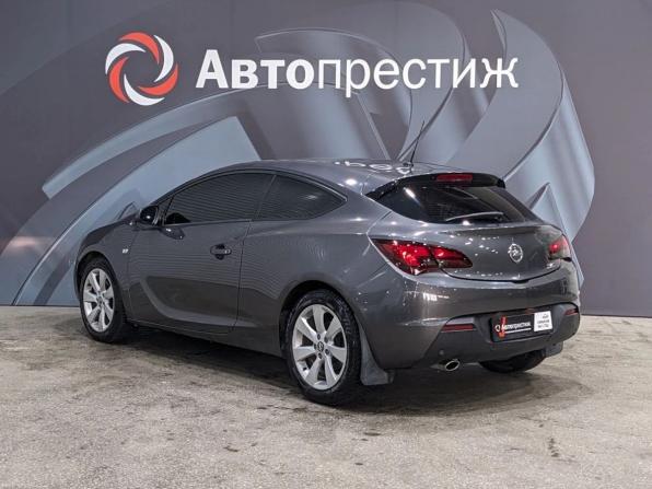 Opel Astra J Рестайлинг с пробегом 2012 года, цена 570 000 рублей, 260000 км, хэтчбек, Автокод Объявления
