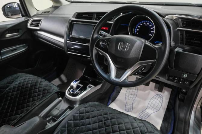 Honda Fit III с пробегом 2015 года, цена 999 000 рублей, 160000 км, хэтчбек, Автокод Объявления