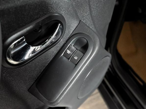 Nissan Terrano III (D10) с пробегом 2015 года, цена 1 100 000 рублей, 129122 км, внедорожник, Автокод Объявления