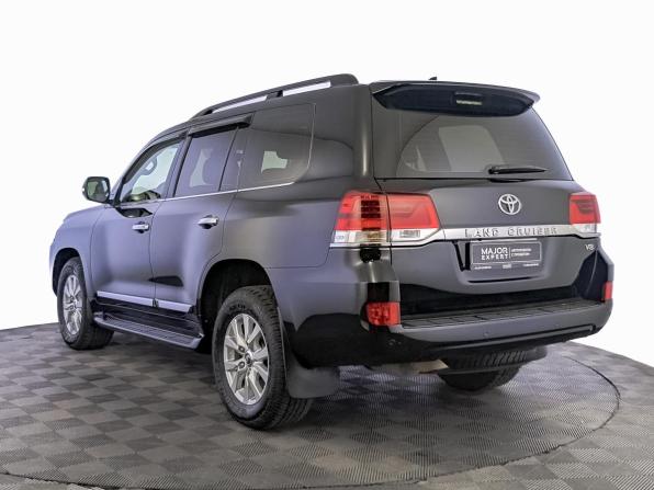 Toyota Land Cruiser 200 Series Рестайлинг 2 с пробегом 2020 года, цена 8 350 000 рублей, 131306 км, внедорожник, Автокод Объявления