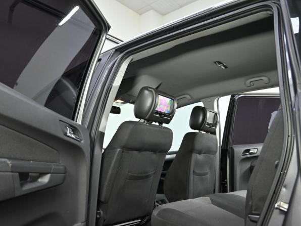 Opel Zafira B Рестайлинг с пробегом 2012 года, цена 749 000 рублей, 145000 км, компактвэн, Автокод Объявления
