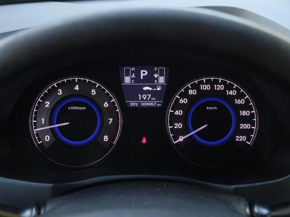 Hyundai Solaris I Рестайлинг с пробегом 2015 года, цена 1 200 000 рублей, 109822 км, седан, Автокод Объявления