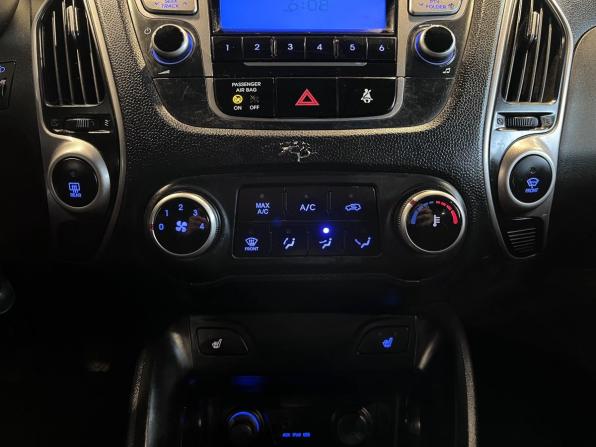 Hyundai ix35 I с пробегом 2010 года, цена 990 000 рублей, 199825 км, внедорожник, Автокод Объявления